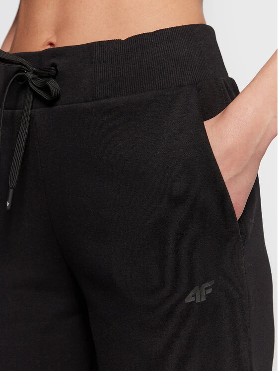 4F Jogginghose H4Z22-SPDD350 Schwarz Regular Fit 6 4F Jogginghose H4Z22-SPDD350 Schwarz Regular Fit – Bild 4