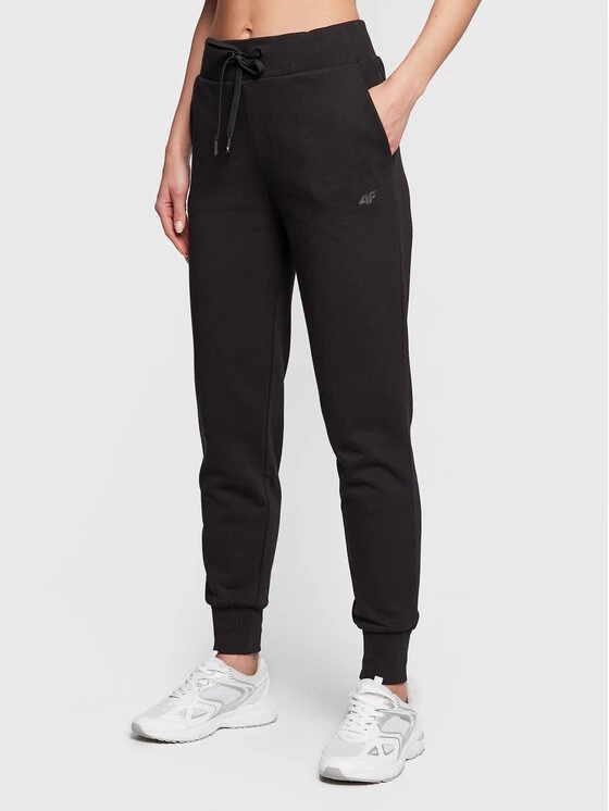 4F Jogginghose H4Z22-SPDD350 Schwarz Regular Fit 3 4F Jogginghose H4Z22-SPDD350 Schwarz Regular Fit