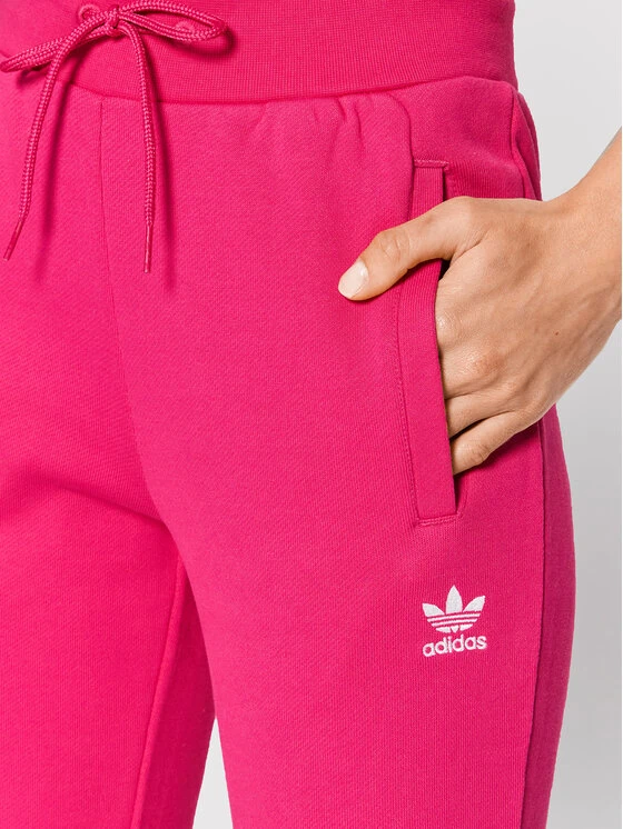 ADIDAS Jogginghose Adicolor Essentials HG6163 Rosa Slim Fit 6 ADIDAS Jogginghose Adicolor Essentials HG6163 Rosa Slim Fit – Bild 4