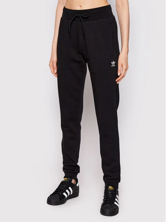 ADIDAS Jogginghose Adicolor Essentials HM1837 Schwarz Slim Fit 3 ADIDAS Jogginghose Adicolor Essentials HM1837 Schwarz Slim Fit