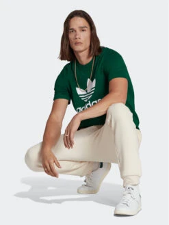 ADIDAS T-Shirt Adicolor Classics Trefoil T-Shirt IA4819 Grün Regular Fit -Angebote Modig Welt Store adidas t shirt adicolor classics trefoil t shirt ia4819 grun regular fit 1