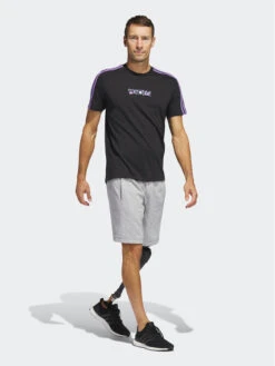 ADIDAS T-Shirt Sport Optimist 3-Stripes Sportswear Graphic T-Shirt (Short Sleeve) IC7792 Schwarz Regular Fit -Angebote Modig Welt Store adidas t shirt sport optimist 3 stripes sportswear graphic t shirt short sleeve ic7792 schwarz regular fit 1