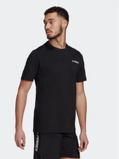 ADIDAS T-Shirt Terrex Mountain Graphic T-Shirt GP0019 Schwarz Regular Fit 10 ADIDAS T-Shirt Terrex Mountain Graphic T-Shirt GP0019 Schwarz Regular Fit -Angebote Modig Welt Store adidas t shirt terrex mountain graphic t shirt gp0019 schwarz regular fit 2