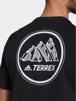 ADIDAS T-Shirt Terrex Mountain Graphic T-Shirt GP0019 Schwarz Regular Fit 13 ADIDAS T-Shirt Terrex Mountain Graphic T-Shirt GP0019 Schwarz Regular Fit -Angebote Modig Welt Store adidas t shirt terrex mountain graphic t shirt gp0019 schwarz regular fit 5