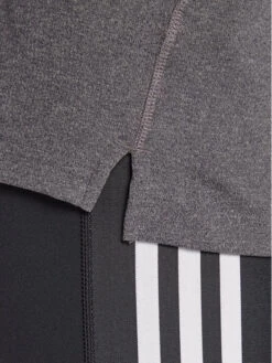 ADIDAS Technisches T-Shirt Own The Run HR6617 Grau Regular Fit -Angebote Modig Welt Store adidas technisches t shirt own the run hr6617 grau regular fit 4