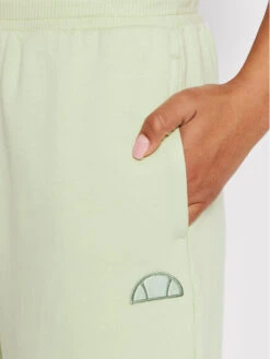 Ellesse Jogginghose Yein SGM14156 Grün Relaxed Fit -Angebote Modig Welt Store ellesse jogginghose yein sgm14156 grun relaxed fit 3