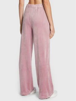 Fila Jogginghose Clamecy FAW0226 Rosa Relaxed Fit 9 Fila Jogginghose Clamecy FAW0226 Rosa Relaxed Fit -Angebote Modig Welt Store fila jogginghose clamecy faw0226 rosa relaxed fit 2