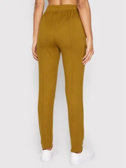 Fila Jogginghose Tyles FAW0025 Grün Relaxed Fit -Angebote Modig Welt Store fila jogginghose tyles faw0025 grun relaxed fit 2