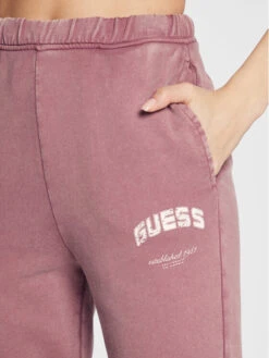 Guess Jogginghose Bryony V2YB05 FL04D Rosa Regular Fit -Angebote Modig Welt Store guess jogginghose bryony v2yb05 fl04d rosa regular fit 4