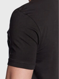 Guess T-Shirt Ezra Z3RI09 J1314 Schwarz Slim Fit -Angebote Modig Welt Store guess t shirt ezra z3ri09 j1314 schwarz slim fit 3