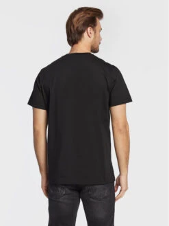 Jack Wolfskin T-Shirt Essential 1808382 Schwarz Regular Fit -Angebote Modig Welt Store jack wolfskin t shirt essential 1808382 schwarz regular fit 2