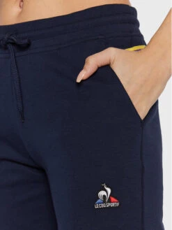Le Coq Sportif Jogginghose 2220663 Dunkelblau Regular Fit -Angebote Modig Welt Store le coq sportif jogginghose 2220663 dunkelblau regular fit 3