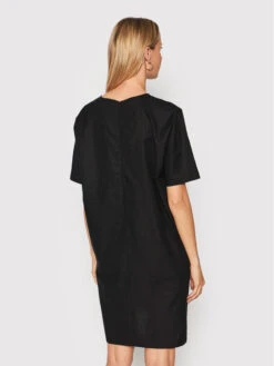 Makia Kleid Für Den Alltag Saari W75045 Schwarz Relaxed Fit -Angebote Modig Welt Store makia kleid fur den alltag saari w75045 schwarz relaxed fit 2