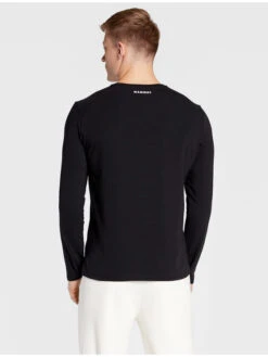 Mammut Longsleeve Classic 1016-00871-00448-115 Schwarz Regular Fit -Angebote Modig Welt Store mammut longsleeve classic 1016 00871 00448 115 schwarz regular fit 2