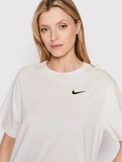 Nike Kleid Für Den Alltag Sportswear Swoosh DM6191 Beige Oversize -Angebote Modig Welt Store nike kleid fur den alltag sportswear swoosh dm6191 beige oversize 3
