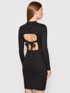 Puma Kleid Für Den Alltag Classics 534304 Schwarz Slim Fit -Angebote Modig Welt Store puma kleid fur den alltag classics 534304 rot slim fit 3