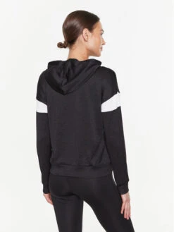 Puma Sweatshirt Fit Tech 523079 Schwarz Regular Fit -Angebote Modig Welt Store puma sweatshirt fit tech 523079 schwarz regular fit 2