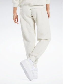 Reebok Jogginghose French Terry IC8096 Grau Oversize -Angebote Modig Welt Store reebok jogginghose french terry ic8096 grau oversize 2