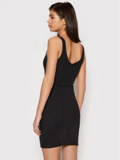 Reebok Kleid Für Den Alltag H46805 Schwarz Slim Fit -Angebote Modig Welt Store reebok kleid fur den alltag h46805 schwarz slim fit 2