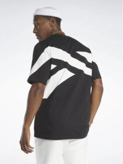 Reebok T-Shirt Classics Brand Proud HY7101 Schwarz Loose Fit -Angebote Modig Welt Store reebok t shirt classics brand proud hy7101 schwarz loose fit 2