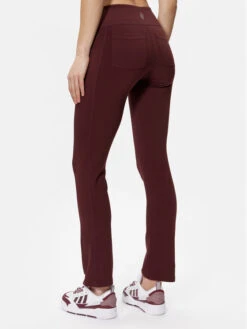 Skechers Jogginghose Go Walk W03PT20B Dunkelrot Flared Leg -Angebote Modig Welt Store skechers jogginghose go walk w03pt20b dunkelrot flared leg 2