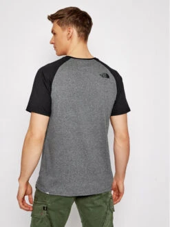 The North Face T-Shirt Raglan Easy Tee NF0A37FV Grau Regular Fit 9 The North Face T-Shirt Raglan Easy Tee NF0A37FV Grau Regular Fit -Angebote Modig Welt Store the north face t shirt raglan easy tee nf0a37fv grau regular fit 2