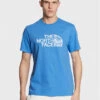 The North Face T-Shirt Woodcut Dome NF0A827H Blau Regular Fit -Angebote Modig Welt Store the north face t shirt woodcut dome nf0a827h blau regular fit