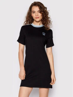 Vans Kleid Für Den Alltag Peace Checkerboard VN0A7RM9 Schwarz Regular Fit